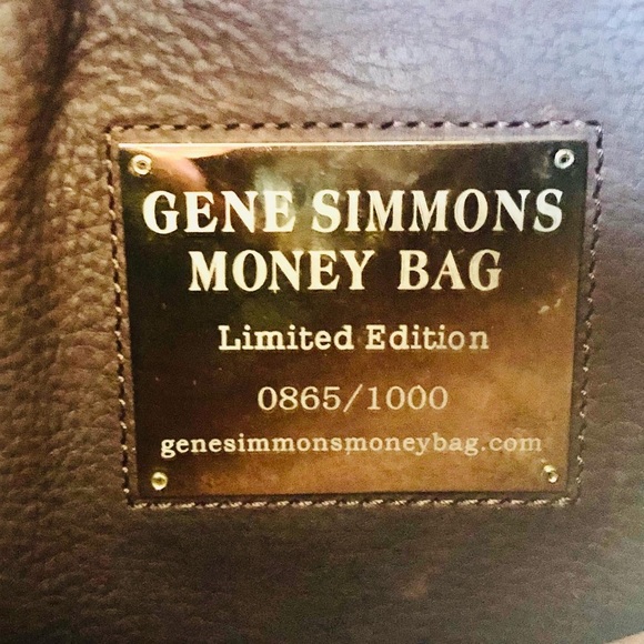 Gene Simmons Limited Edition Pebble Leather Messenger Money Bag KISS Numbered - Picture 13 of 16